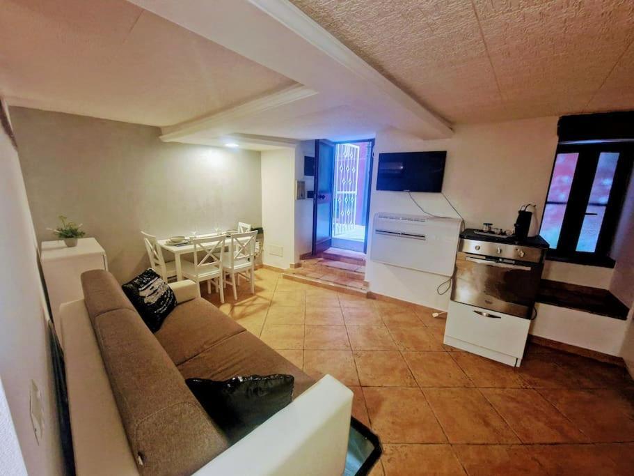 Casa Vacanza Castello Cagliari Bagian luar foto